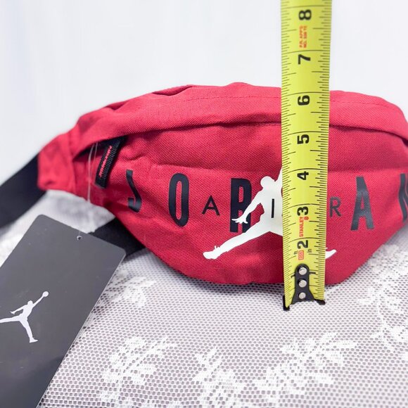 NWT Jordan Air Jordan Crossbody Belt Bag - Picture 8 of 13